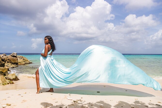 1 Hour Private Flying Dress Photoshoot in Curacao - Why the flying dress makes a strong Curacao souvenir
