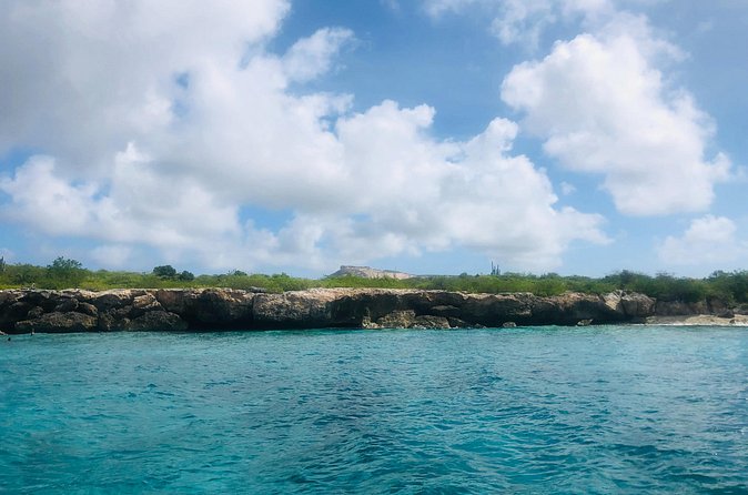 2 hour private boat tour - Spanish Waters, Swim Stop & Boarding - Why the hosts matter to the experience