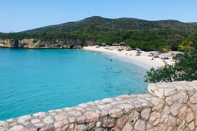 Authentic Curacao : Private Full island Tour - Lunch, liqueur, and shopping: the personal touches