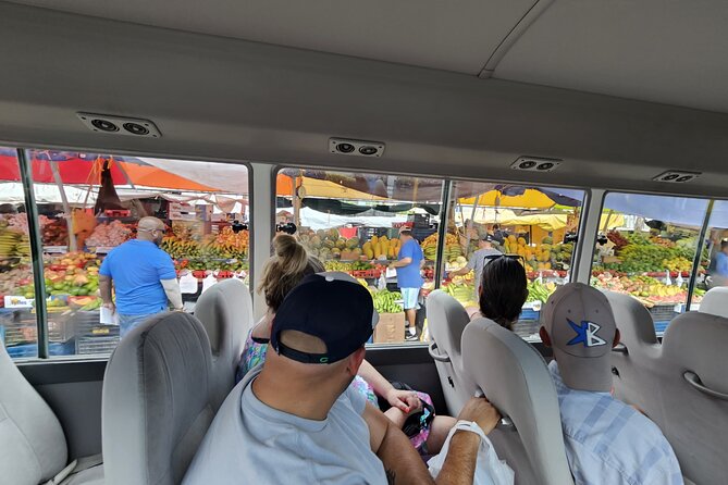 Curaçao City and Beach Tour - Caracas Bay offers a short photo stop
