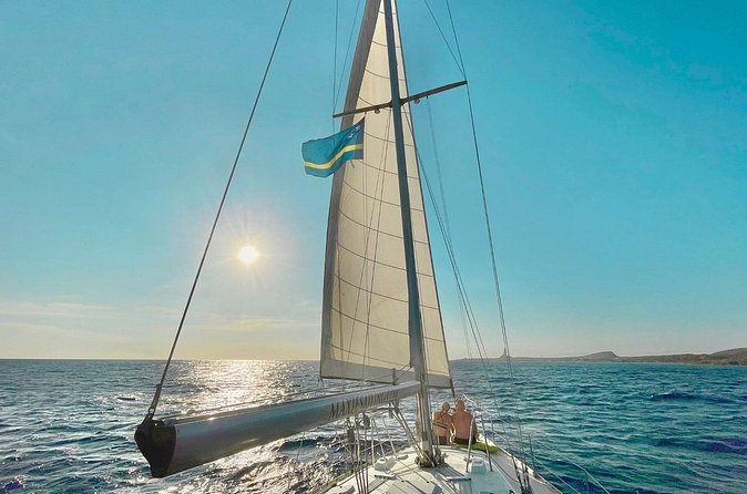 Curacao: Private Boat Tour Half Day - Food, drinks, and the feel of the yacht