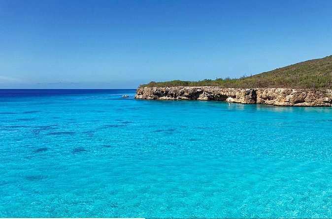 Curacao Private Tour and Activity Experience (4 up to 13 people) - Fort Beekenburg and local food stops