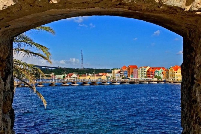 Curacao Walking Tour - Best way to get to know Willemstad! - Finding the Chichi Store in Punda