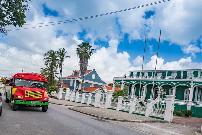 Discover Willemstad & Lunch ( Half day tour) - Otrobanda murals and Frederikstraat