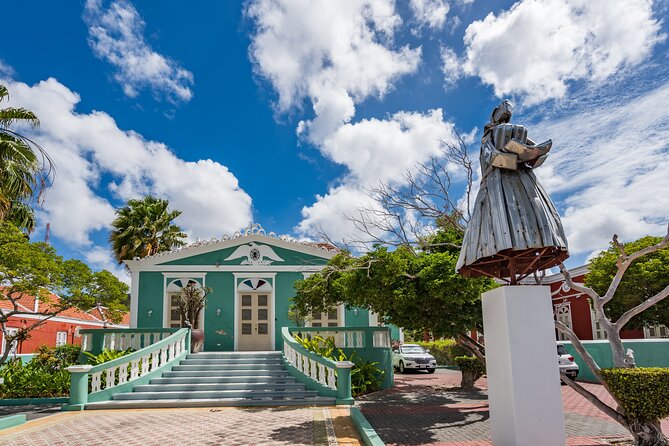 Discover Willemstad & Lunch ( Half day tour) - Fort Waakzaamheid and the bridge views