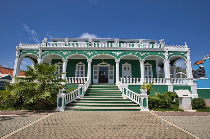 Exclusive 3-Hour Private Tour: Explore Willemstad & surroundings - Queen Emma Bridge and Fort Amsterdam