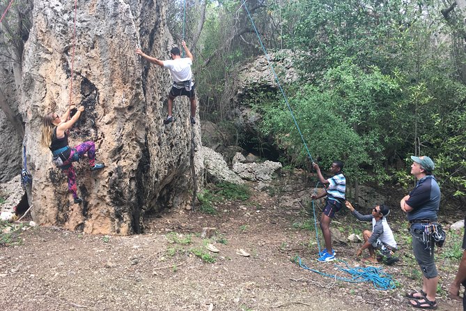 Half day Climbing Trip at the Tafelberg, Curaçao - Included gear makes this easier to plan