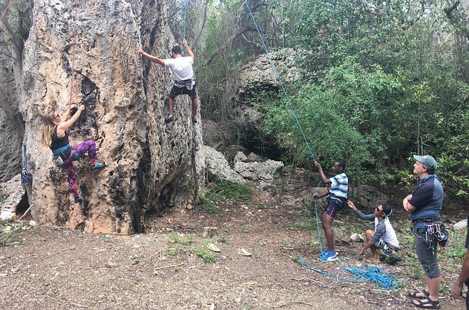 Half day Climbing Trip at the Tafelberg, Curaçao - Pickup, meeting point, and timing