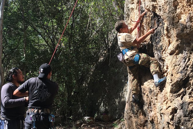 Half day Climbing Trip at the Tafelberg, Curaçao - Who will enjoy this Tafelberg trip most