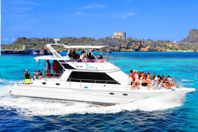 Half day private yacht cruise & snorkel - A private yacht day with three very different stops