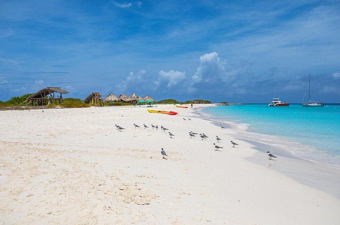 Klein Curacao Sunset Cruise with Open Bar and BBQ - The sunset cruise back along Curaçao’s east coast