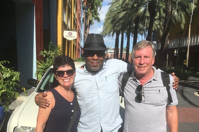 Private and Airport Transfers (Willemstad Area Only) (2 way) - Key points to know before booking