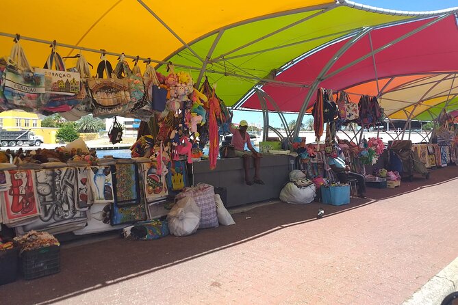 The Curacao's Colorful History Walking Tour - Punda’s squares, synagogue, and market life