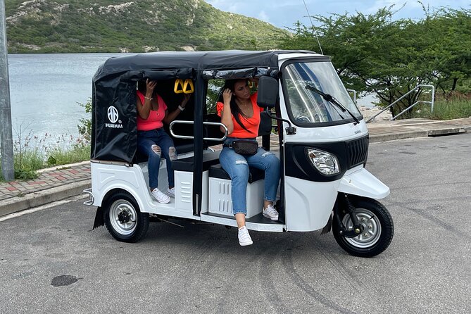 TukTuk’s Adventure Fun Tour in Curaçao - Kokomo Beach for a short swim and drink