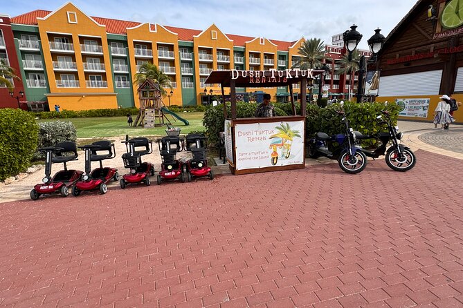 TukTuk’s Adventure Fun Tour in Curaçao - Willemstad’s signs, bridge, market, and food plaza