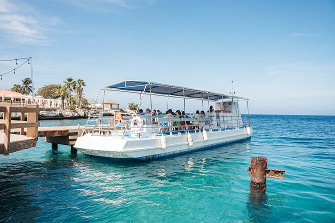 Underwater Seaworld Explorer Experience in Curaçao - Coral, fish, and the famous drop